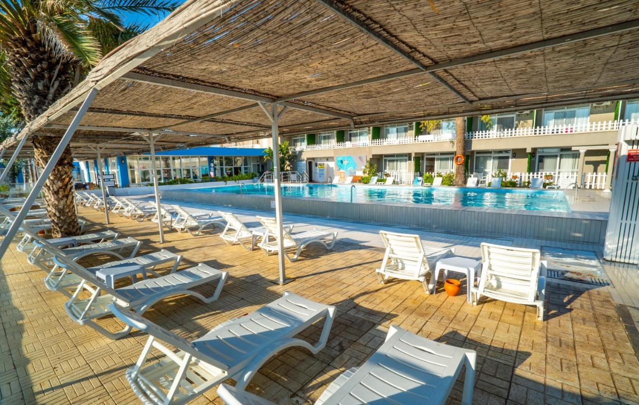 Sifne Thermal Otel Çeşme Luaran gambar